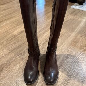 Brown Arturo Chiang Boots